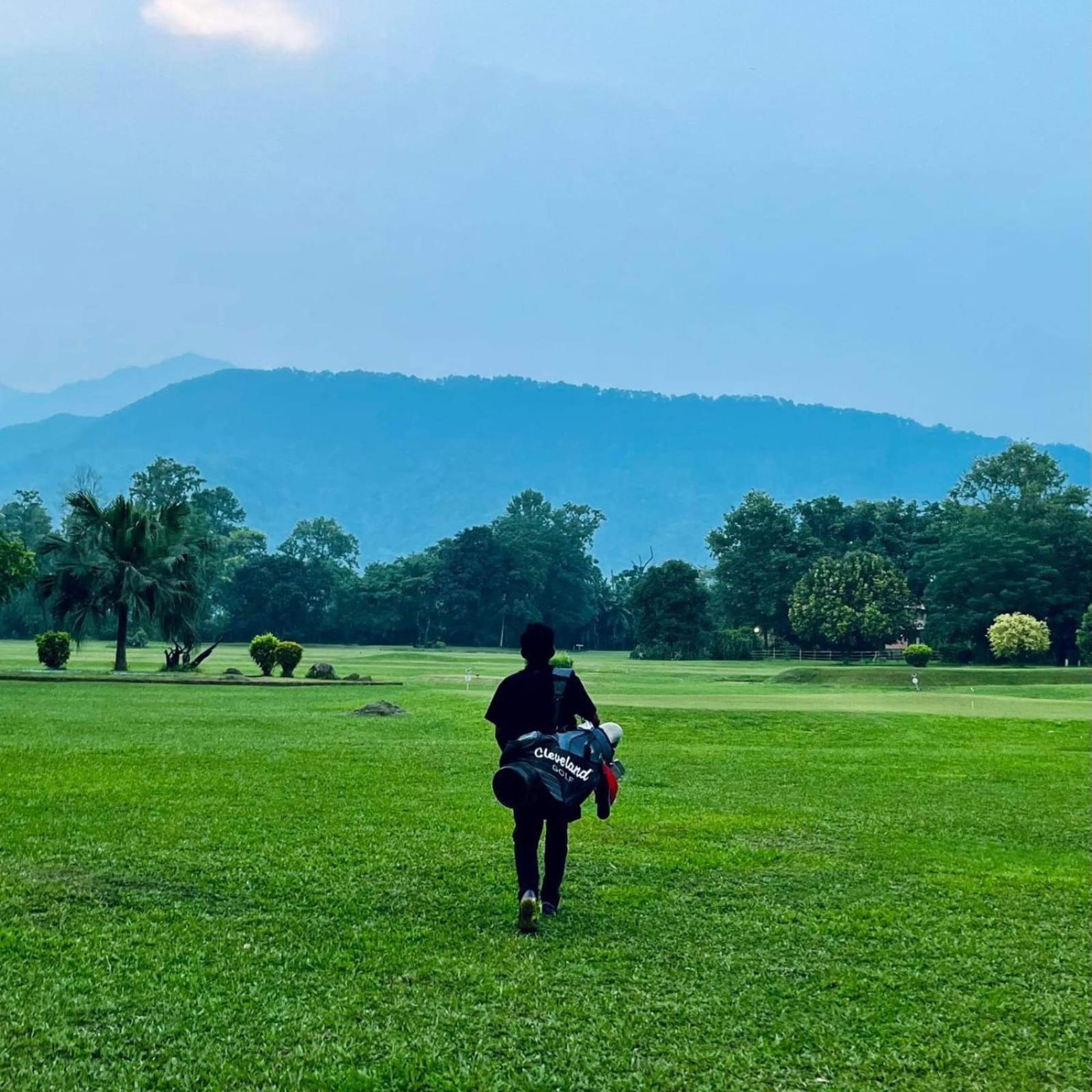 Miraaya Wellness And Golf Resort Chitwan Eksteriør billede